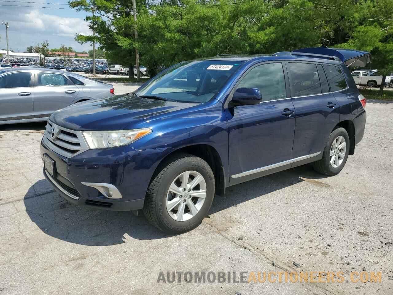 5TDBK3EH5DS215377 TOYOTA HIGHLANDER 2013