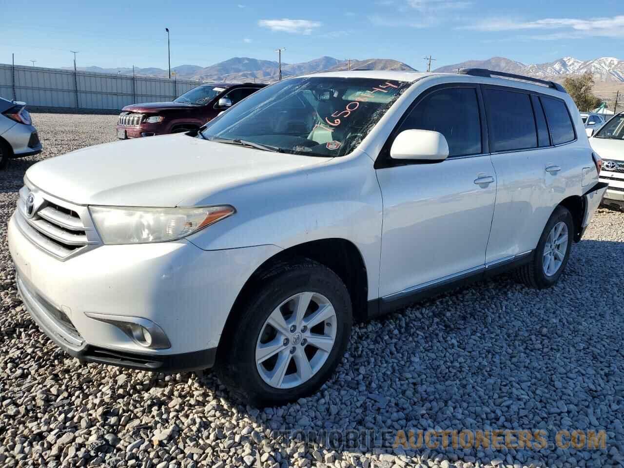 5TDBK3EH5DS258598 TOYOTA HIGHLANDER 2013