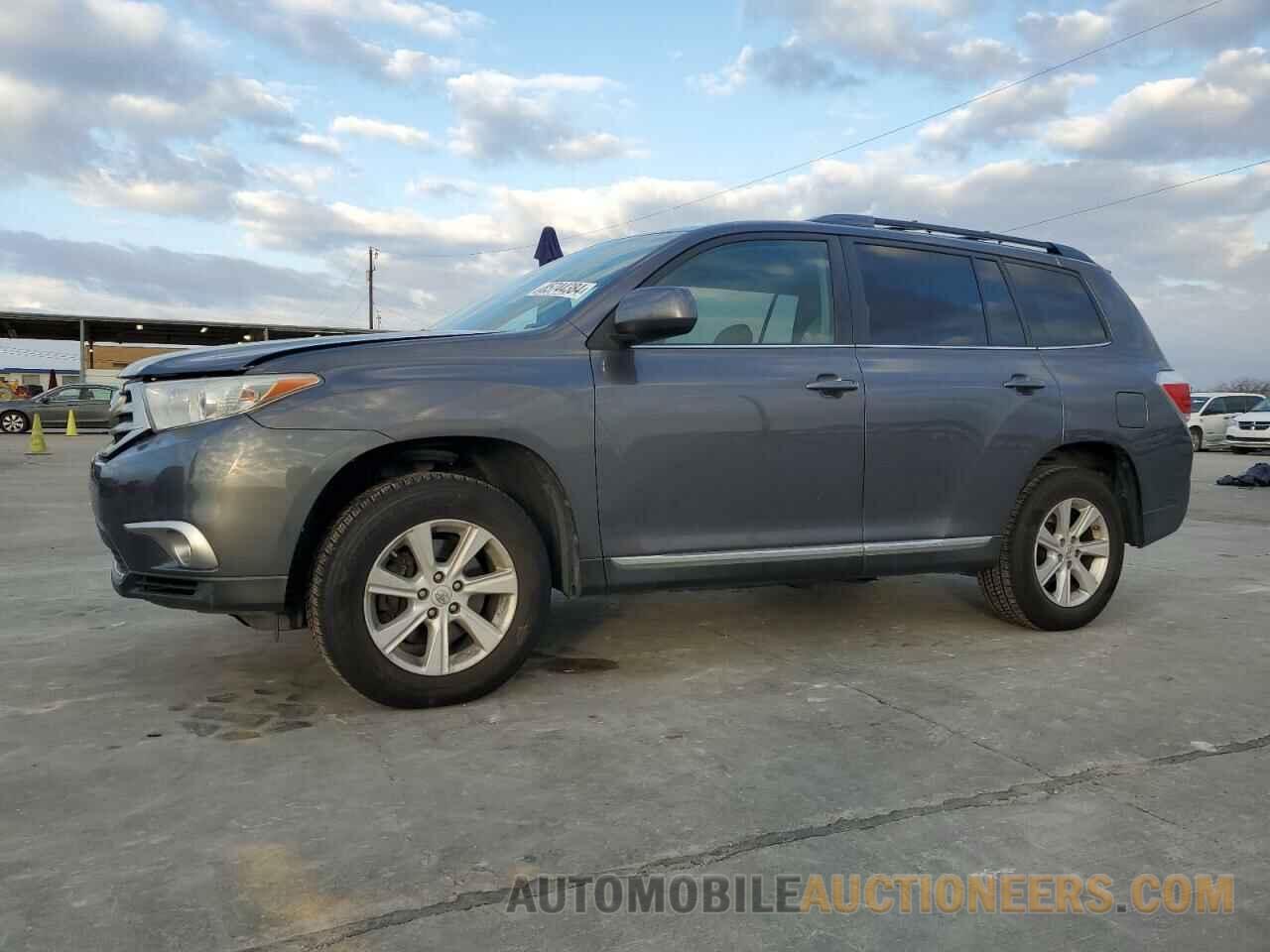 5TDBK3EH6BS046869 TOYOTA HIGHLANDER 2011