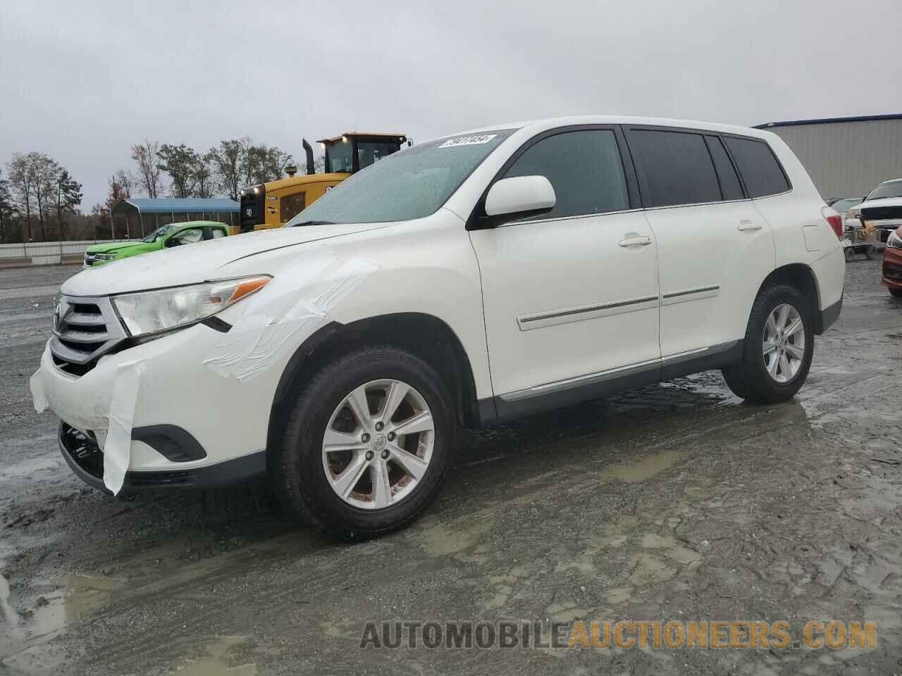 5TDBK3EH6DS237825 TOYOTA HIGHLANDER 2013