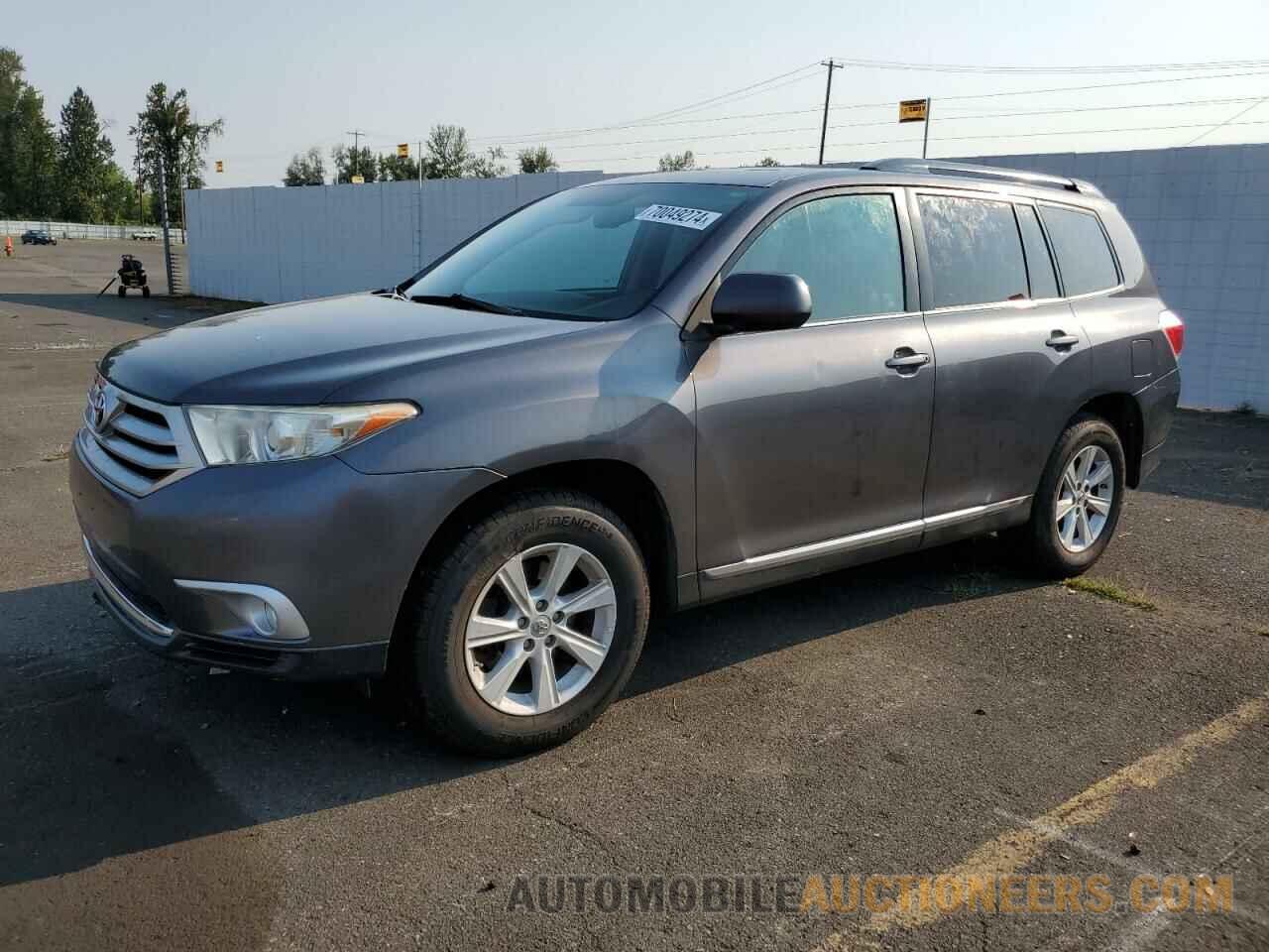 5TDBK3EH8CS136123 TOYOTA HIGHLANDER 2012