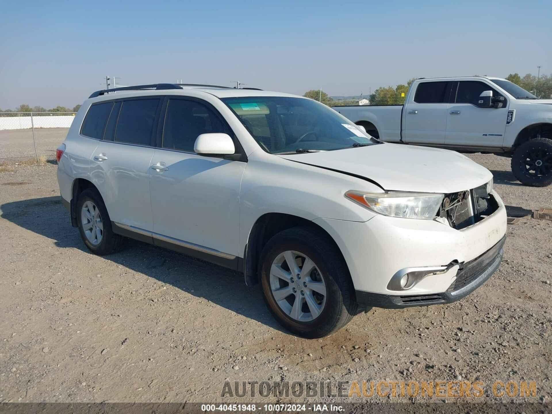 5TDBK3EH8DS235977 TOYOTA HIGHLANDER 2013