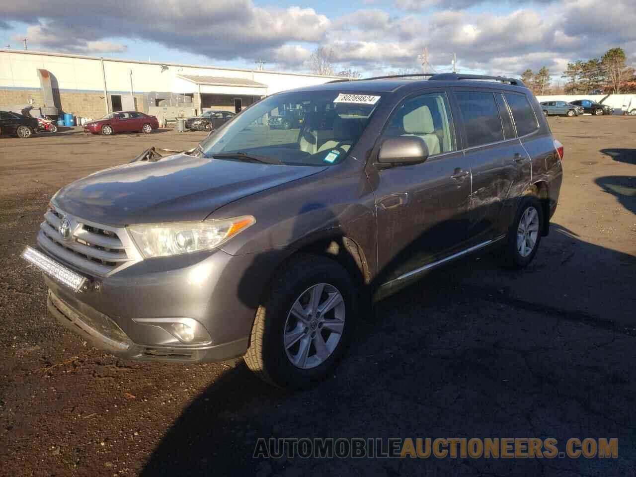 5TDBK3EHXDS205847 TOYOTA HIGHLANDER 2013