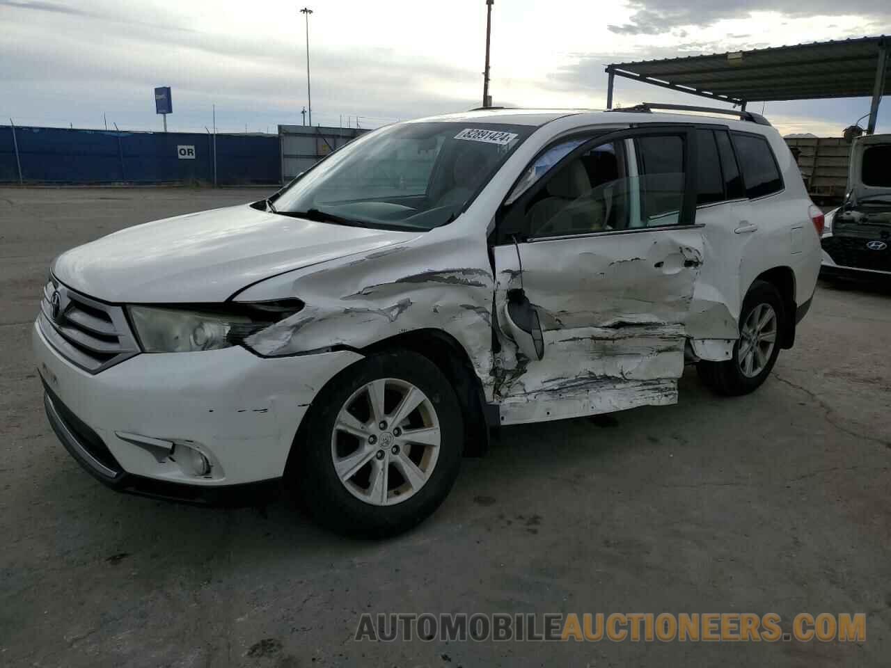 5TDBK3EHXDS208294 TOYOTA HIGHLANDER 2013