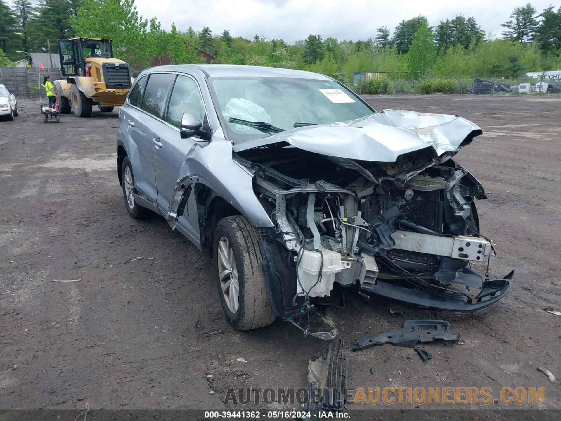 5TDBKRFH0FS076568 TOYOTA HIGHLANDER 2015