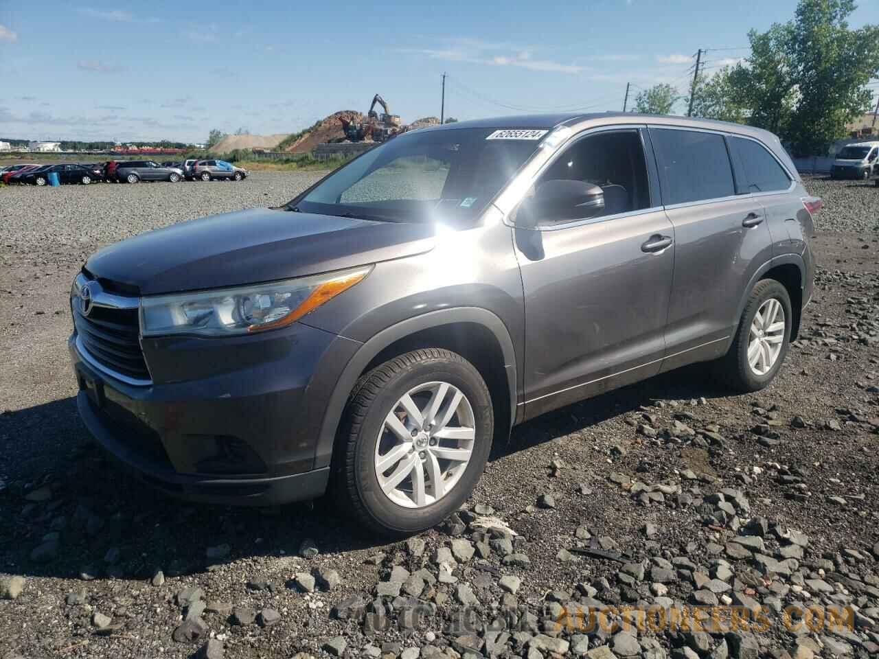 5TDBKRFH0FS195687 TOYOTA HIGHLANDER 2015