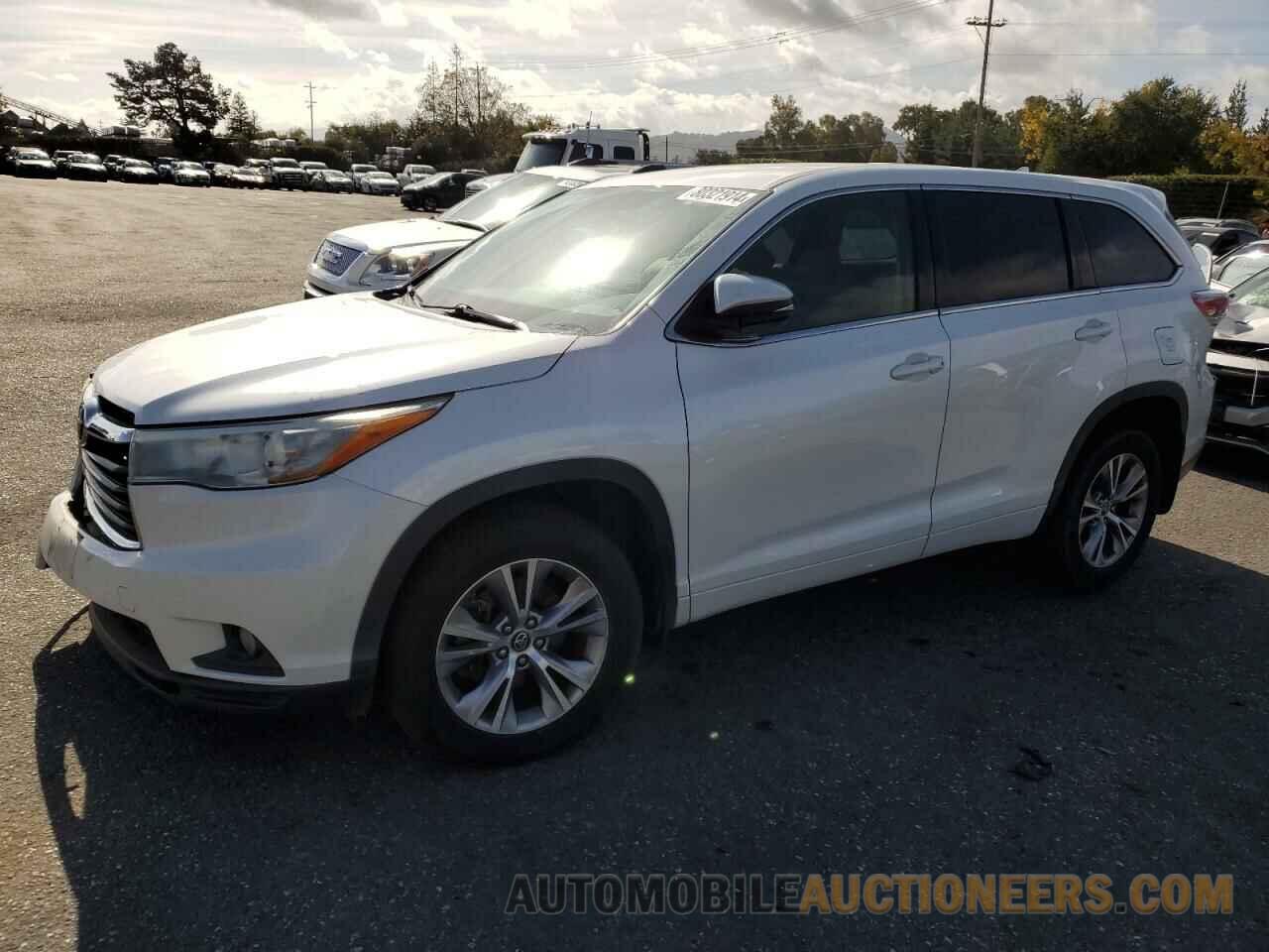 5TDBKRFH0GS281325 TOYOTA HIGHLANDER 2016