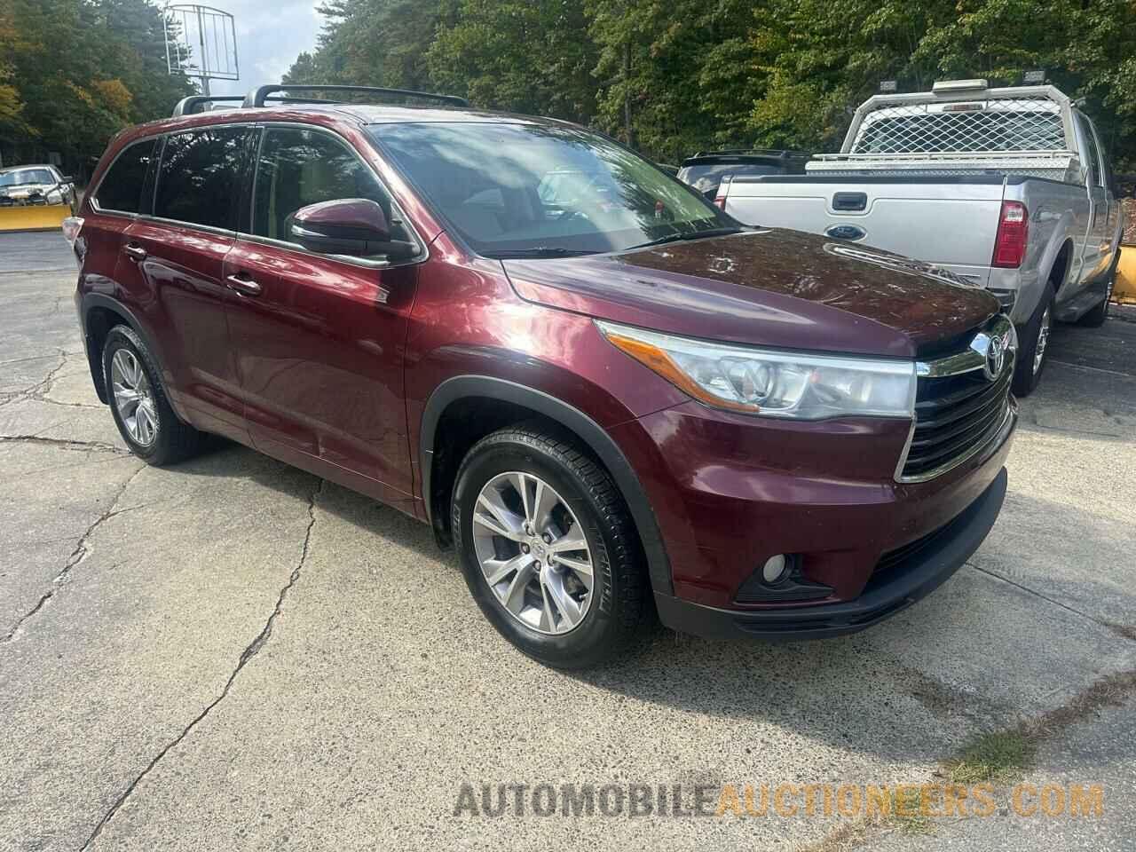 5TDBKRFH2FS162318 TOYOTA HIGHLANDER 2015