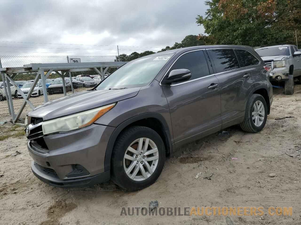 5TDBKRFH4FS139445 TOYOTA HIGHLANDER 2015