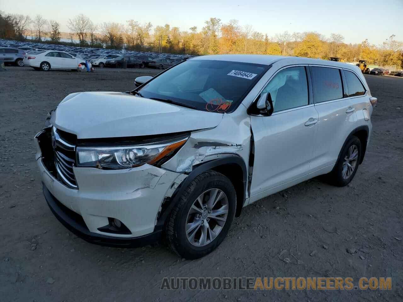 5TDBKRFH5FS196138 TOYOTA HIGHLANDER 2015