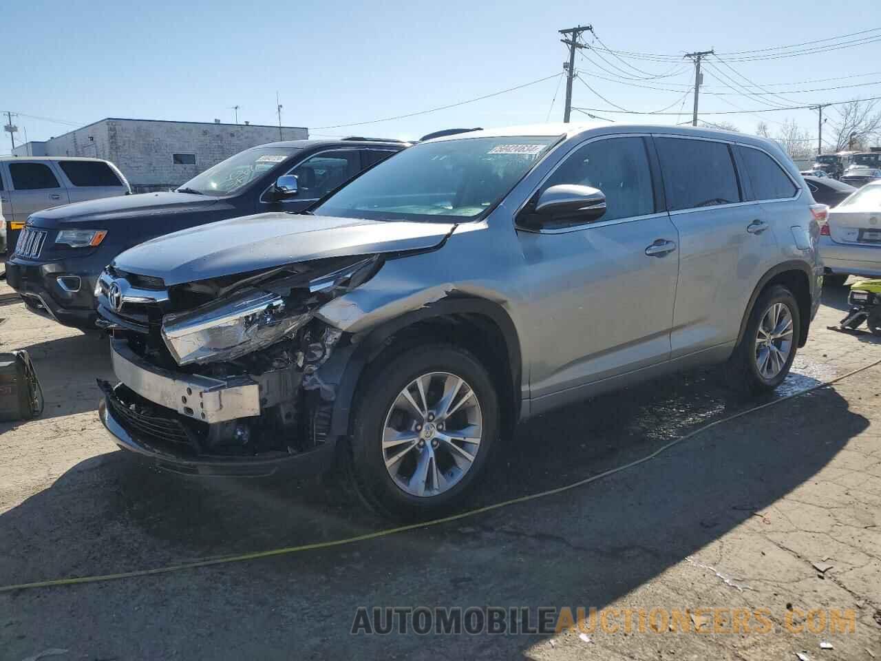 5TDBKRFH6FS186945 TOYOTA HIGHLANDER 2015