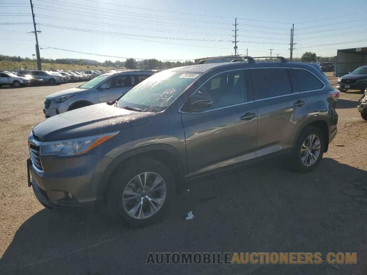 5TDBKRFH9GS304956 TOYOTA HIGHLANDER 2016