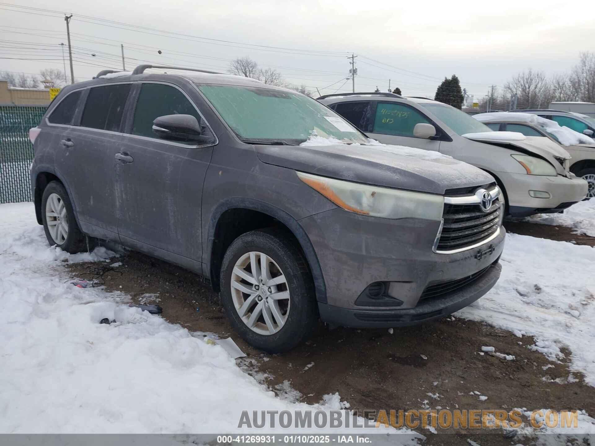 5TDBKRFHXFS156928 TOYOTA HIGHLANDER 2015