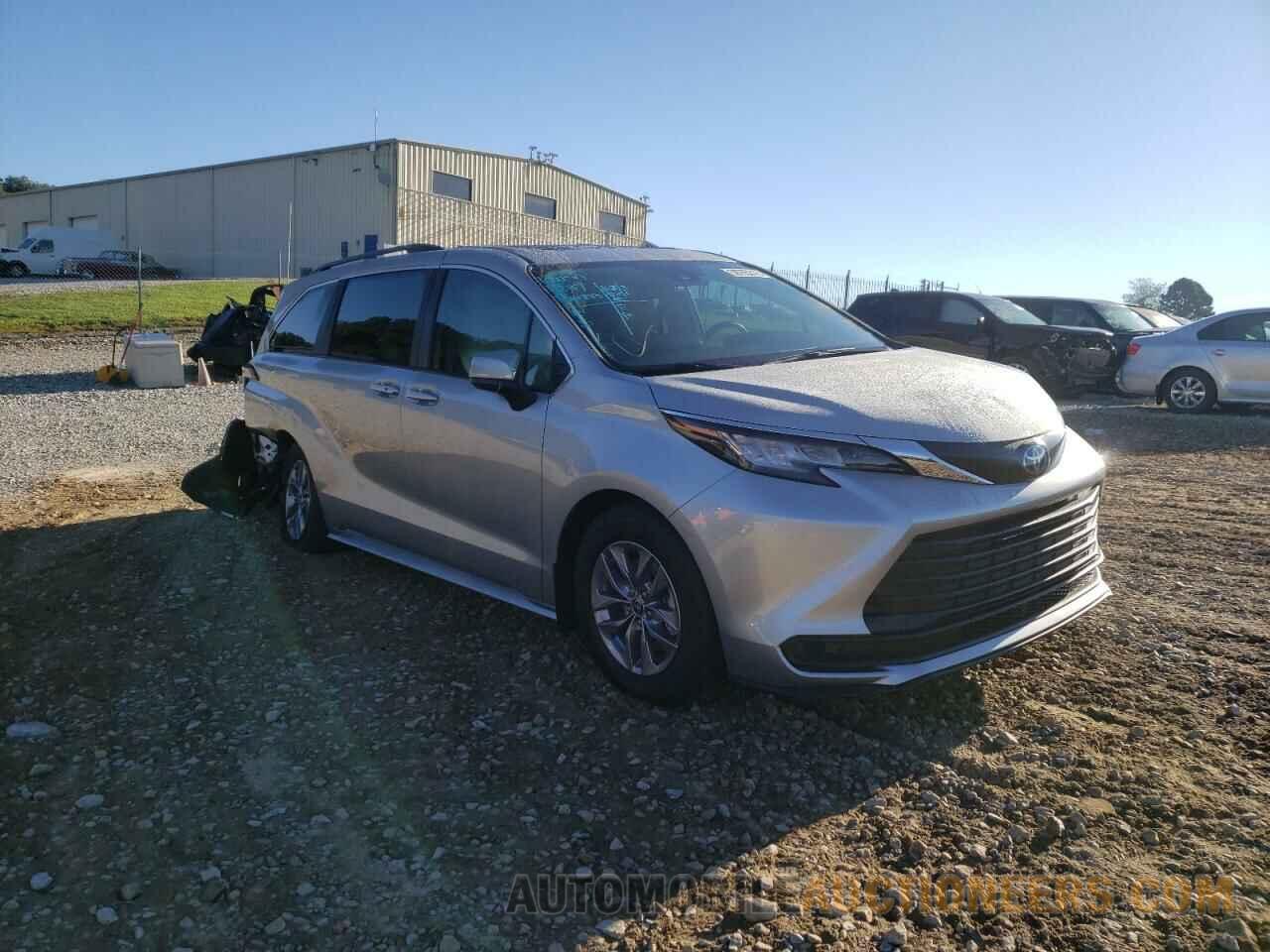 5TDBRKEC2NS125146 TOYOTA SIENNA 2022