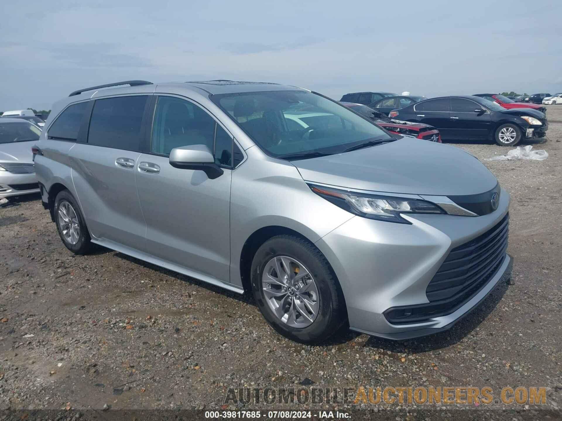 5TDBRKEC3PS156957 TOYOTA SIENNA 2023