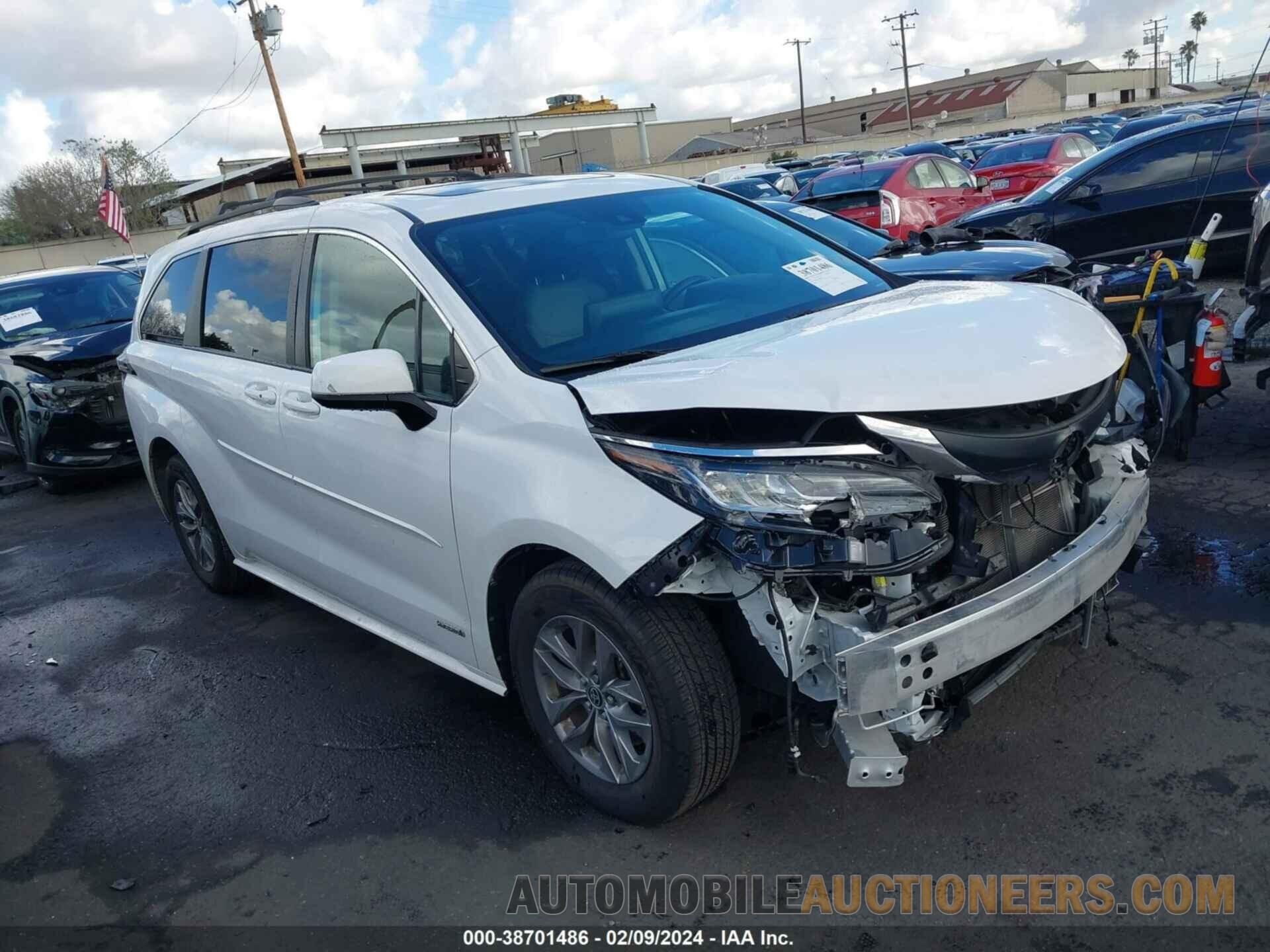 5TDBRKEC6MS021337 TOYOTA SIENNA 2021