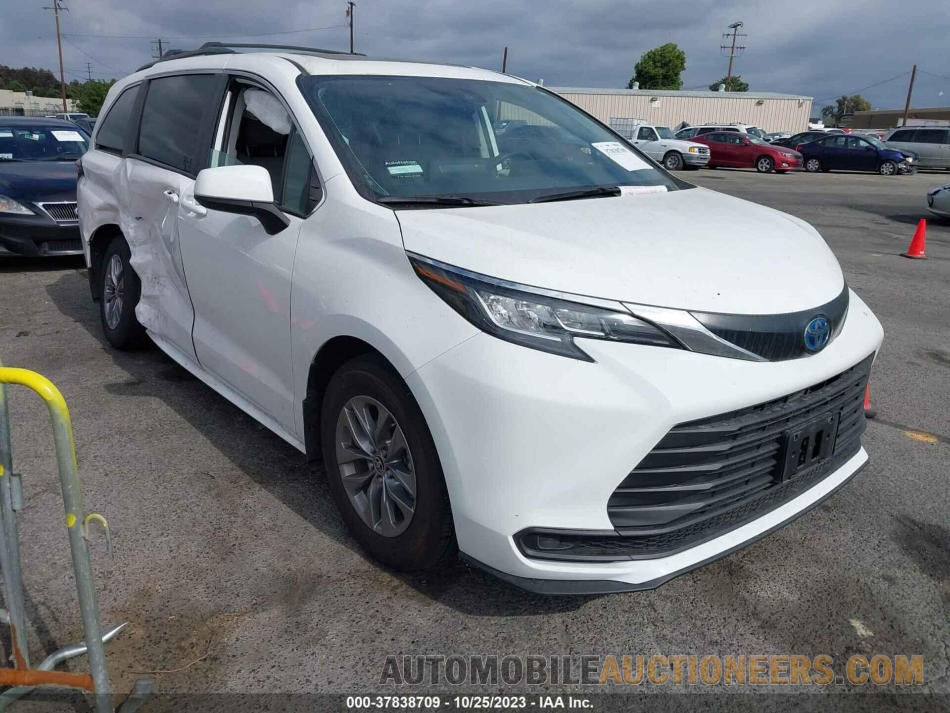 5TDBRKEC8NS134823 TOYOTA SIENNA 2022