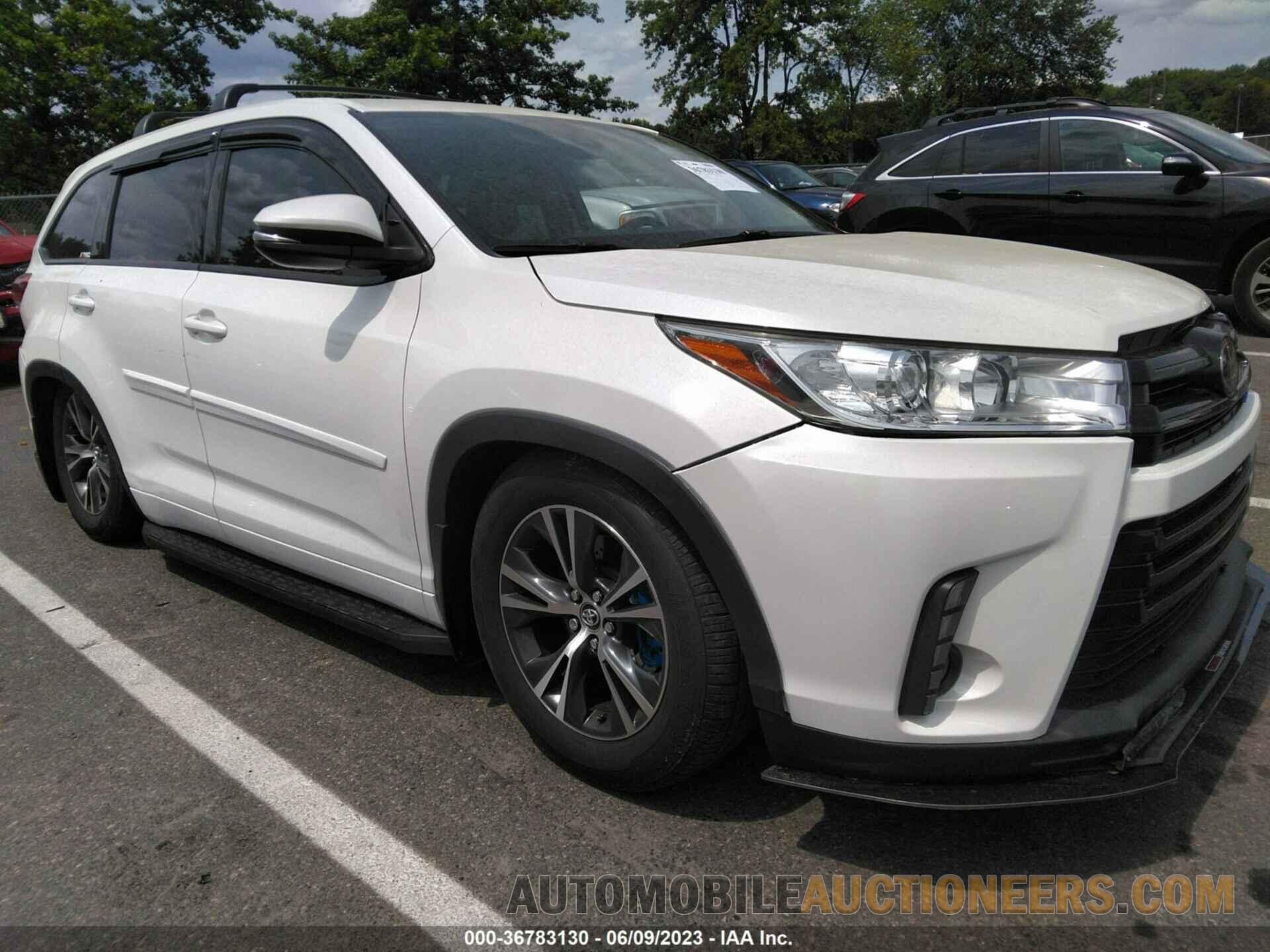 5TDBZRFH0HS366114 TOYOTA HIGHLANDER 2017