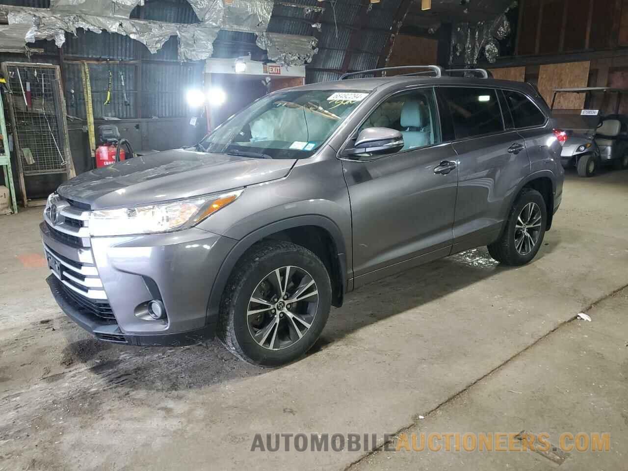 5TDBZRFH0JS826961 TOYOTA HIGHLANDER 2018