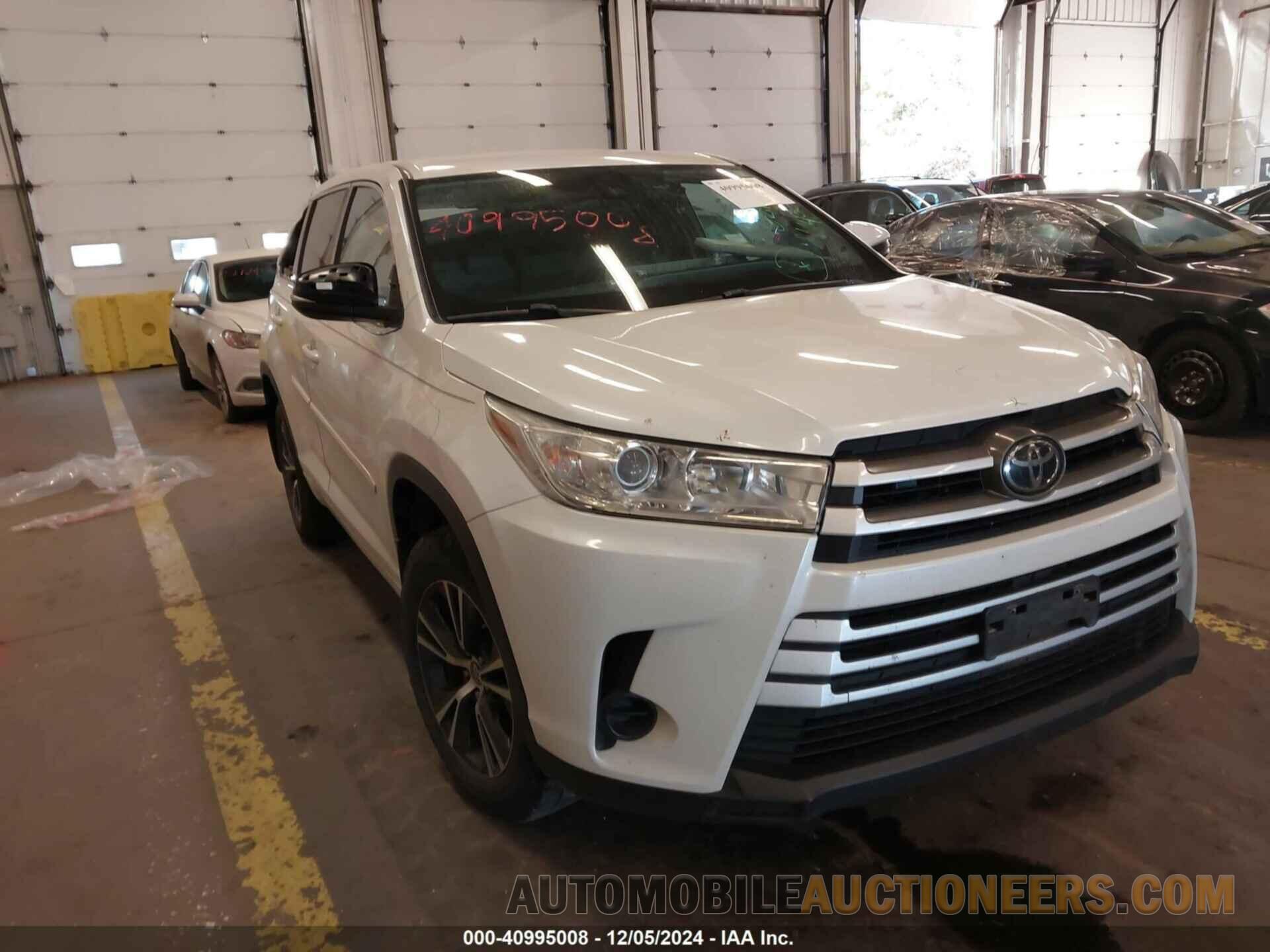 5TDBZRFH0JS876145 TOYOTA HIGHLANDER 2018