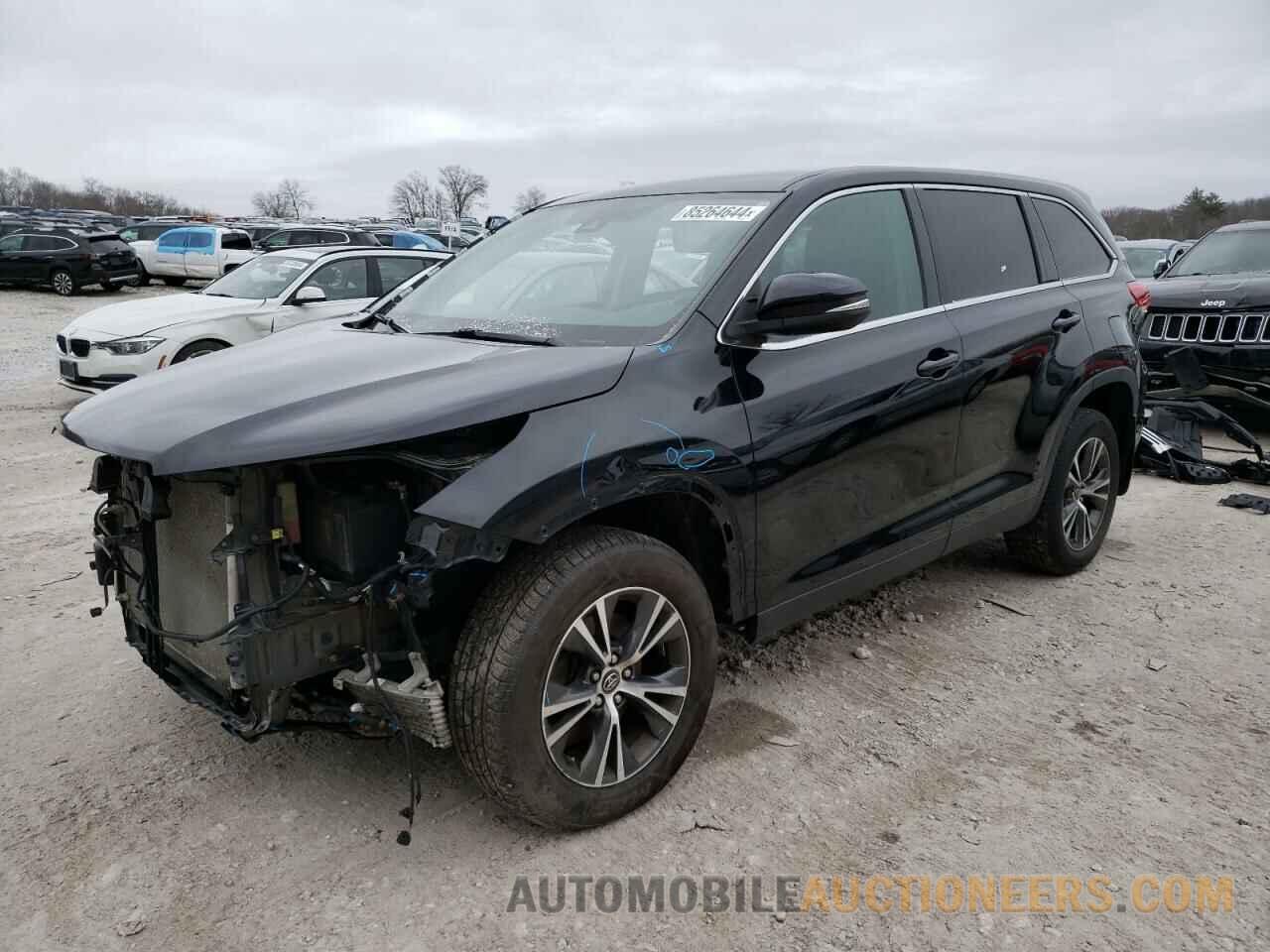 5TDBZRFH0KS706045 TOYOTA HIGHLANDER 2019