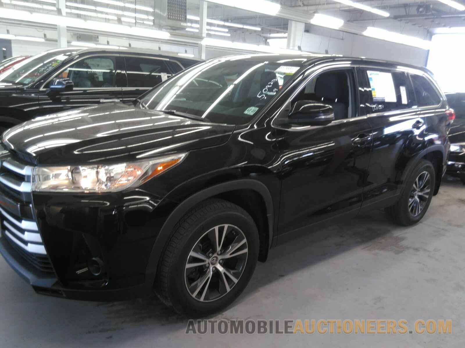 5TDBZRFH1KS938928 Toyota Highlander 2019