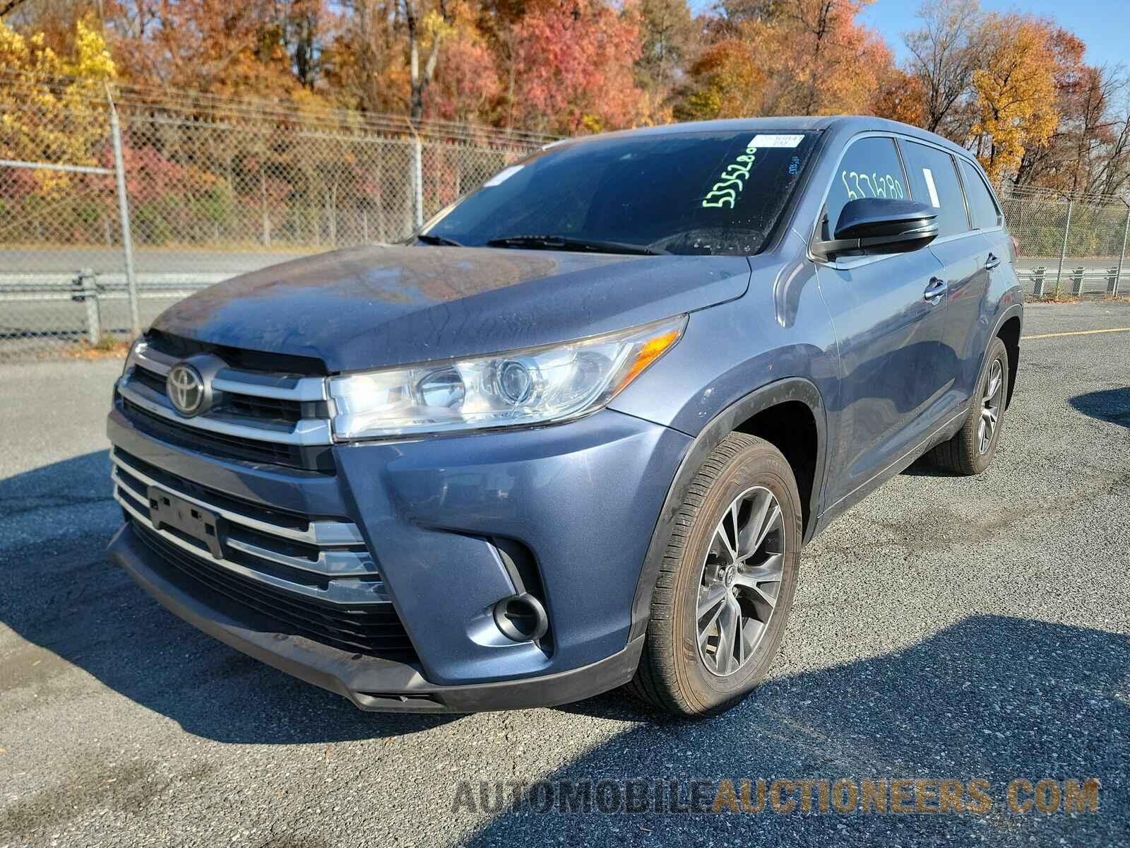 5TDBZRFH2HS416558 Toyota Highlander 2017