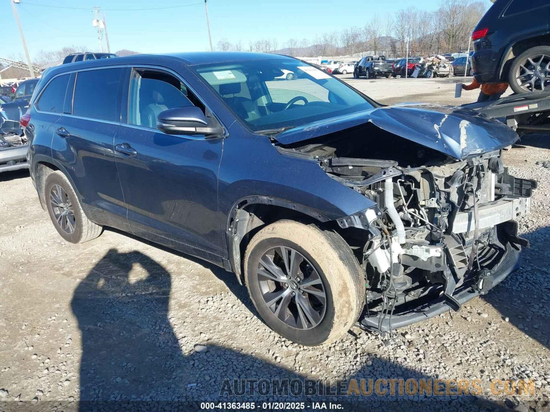 5TDBZRFH2JS818635 TOYOTA HIGHLANDER 2018