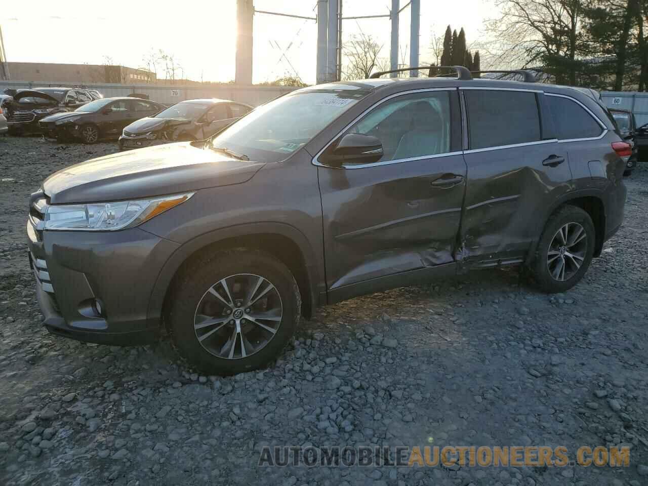 5TDBZRFH2JS886529 TOYOTA HIGHLANDER 2018