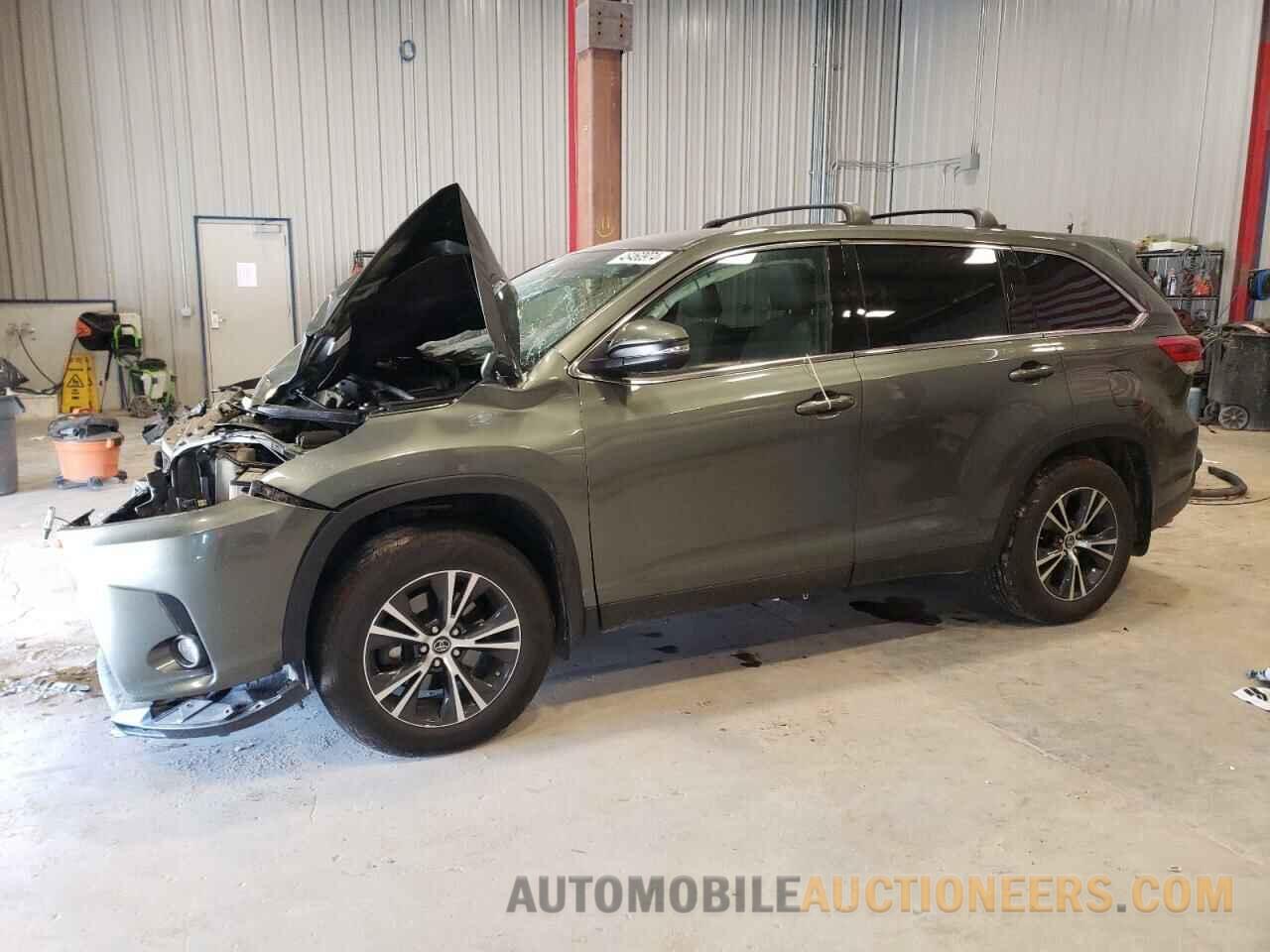 5TDBZRFH2KS917067 TOYOTA HIGHLANDER 2019