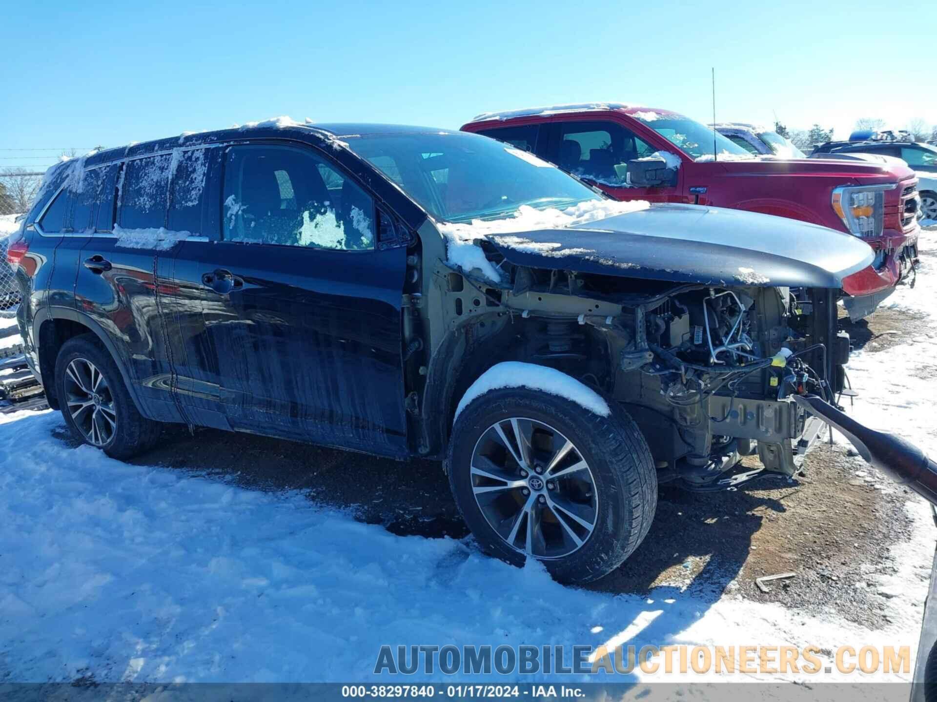 5TDBZRFH3JS817834 TOYOTA HIGHLANDER 2018