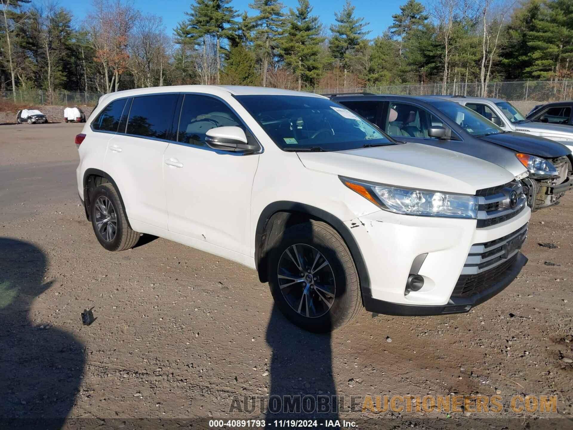 5TDBZRFH3JS821527 TOYOTA HIGHLANDER 2018