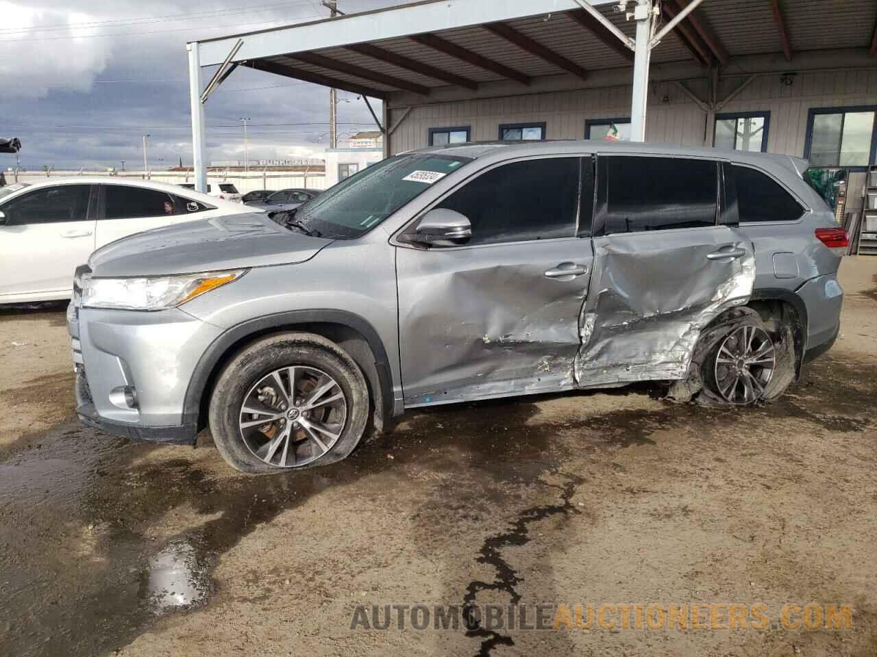 5TDBZRFH3JS843446 TOYOTA HIGHLANDER 2018