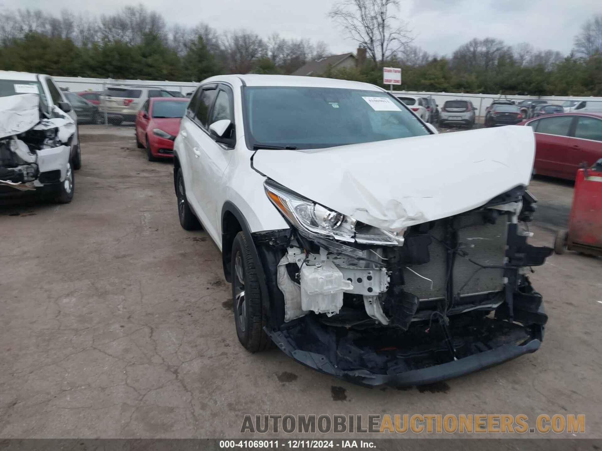 5TDBZRFH3KS922262 TOYOTA HIGHLANDER 2019