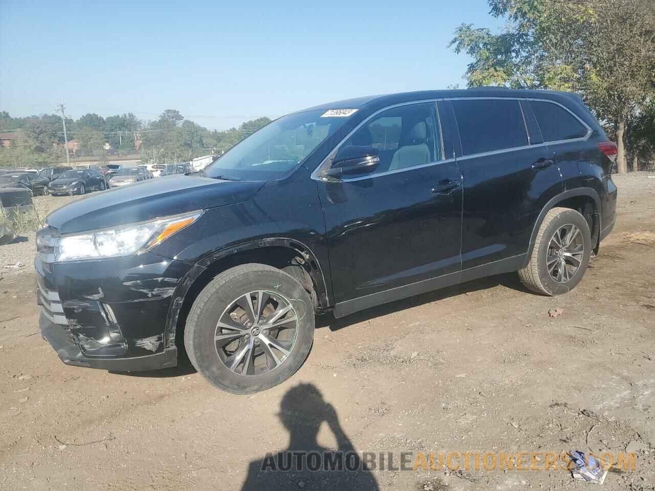 5TDBZRFH3KS927557 TOYOTA HIGHLANDER 2019