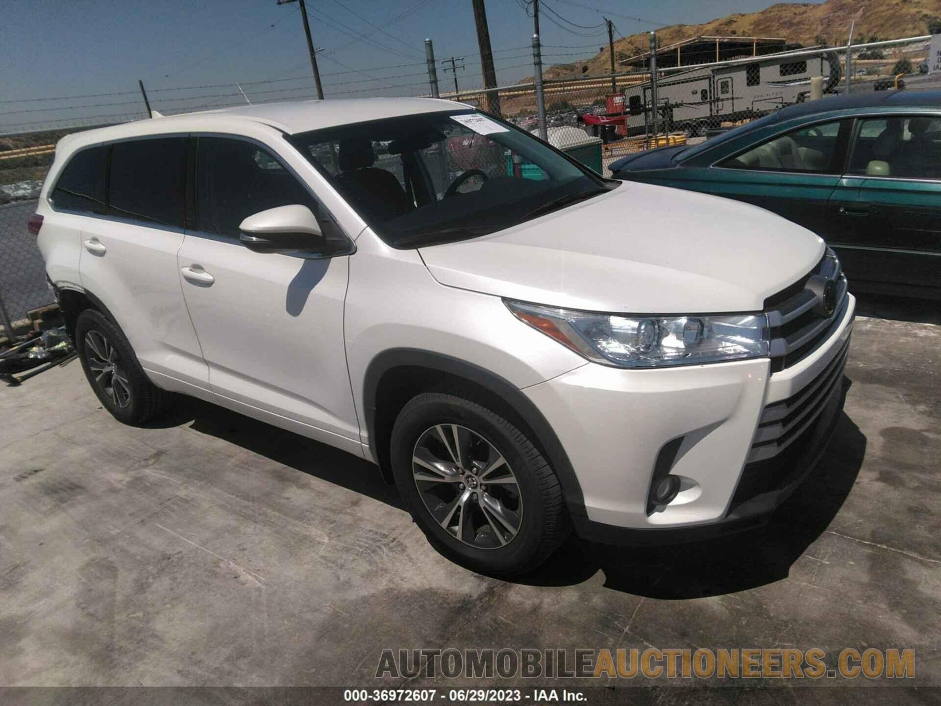 5TDBZRFH4JS823805 TOYOTA HIGHLANDER 2018