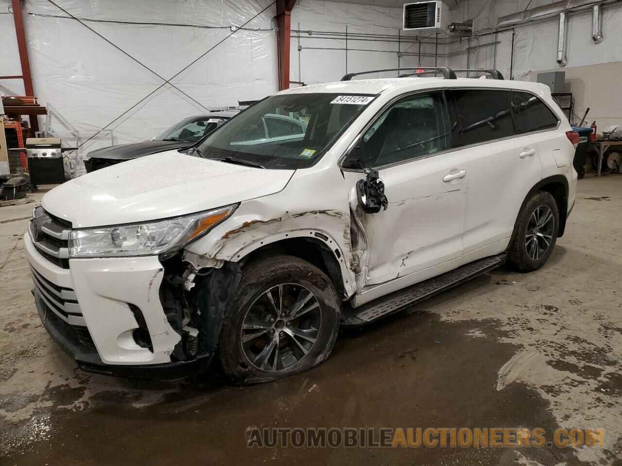 5TDBZRFH4JS854844 TOYOTA HIGHLANDER 2018