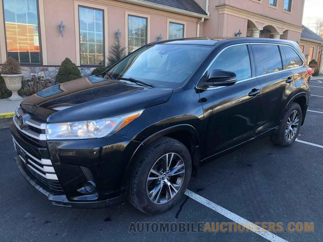 5TDBZRFH4JS899749 TOYOTA HIGHLANDER 2018