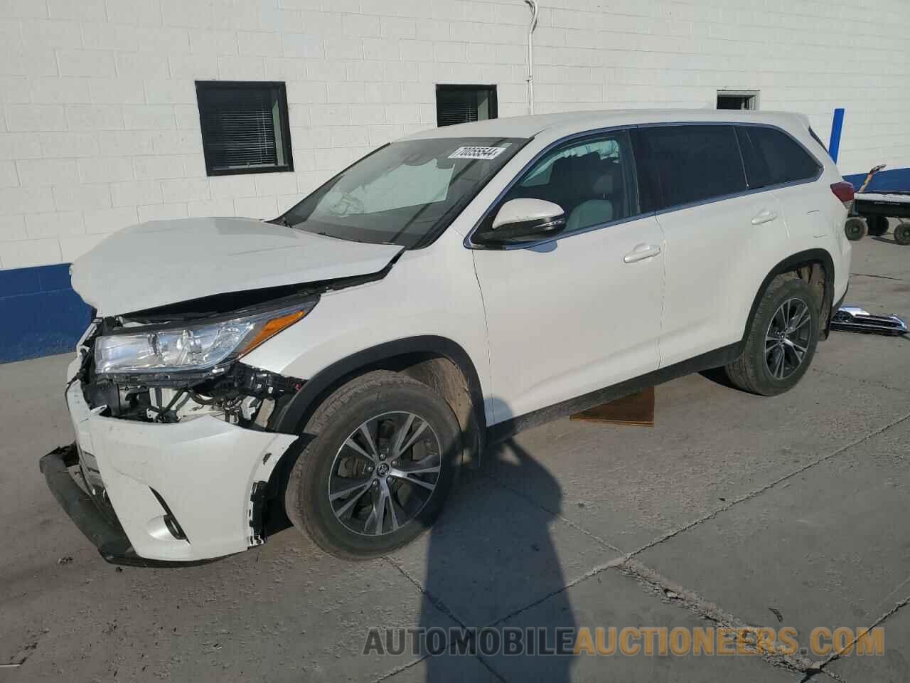 5TDBZRFH4KS944593 TOYOTA HIGHLANDER 2019