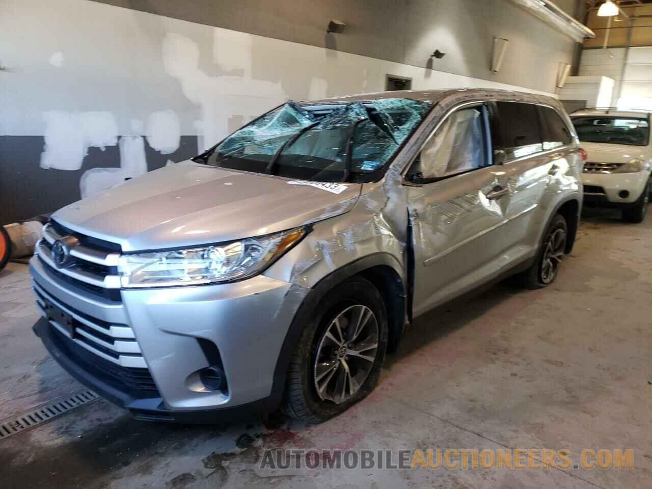 5TDBZRFH4KS989386 TOYOTA HIGHLANDER 2019