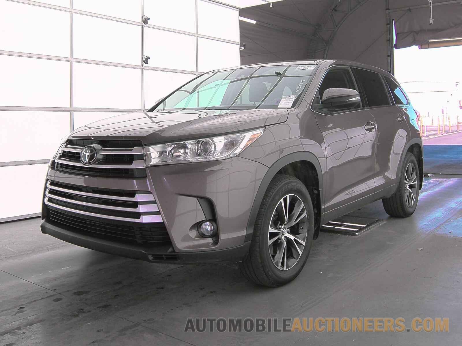 5TDBZRFH5HS367579 Toyota Highlander 2017