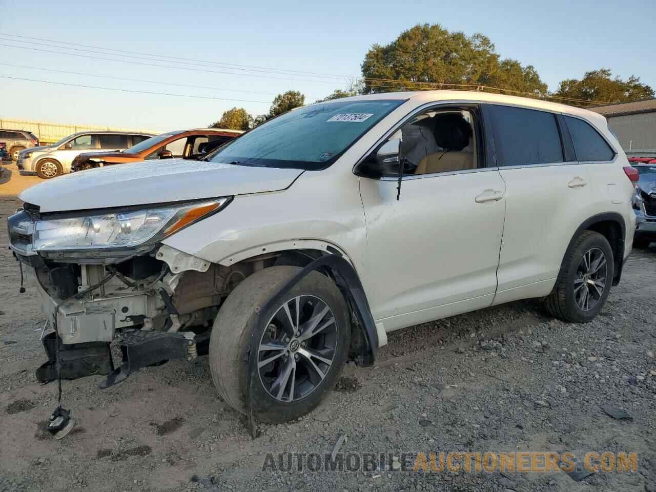 5TDBZRFH5JS912394 TOYOTA HIGHLANDER 2018