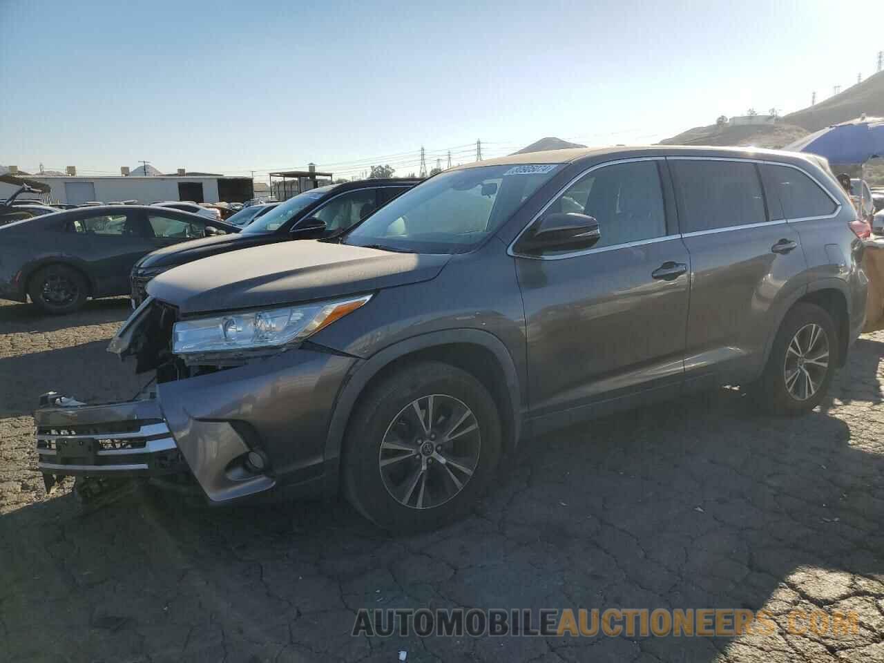 5TDBZRFH5KS728316 TOYOTA HIGHLANDER 2019