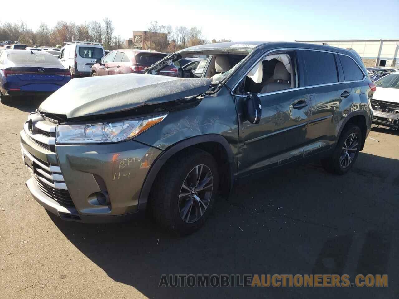 5TDBZRFH6KS700606 TOYOTA HIGHLANDER 2019