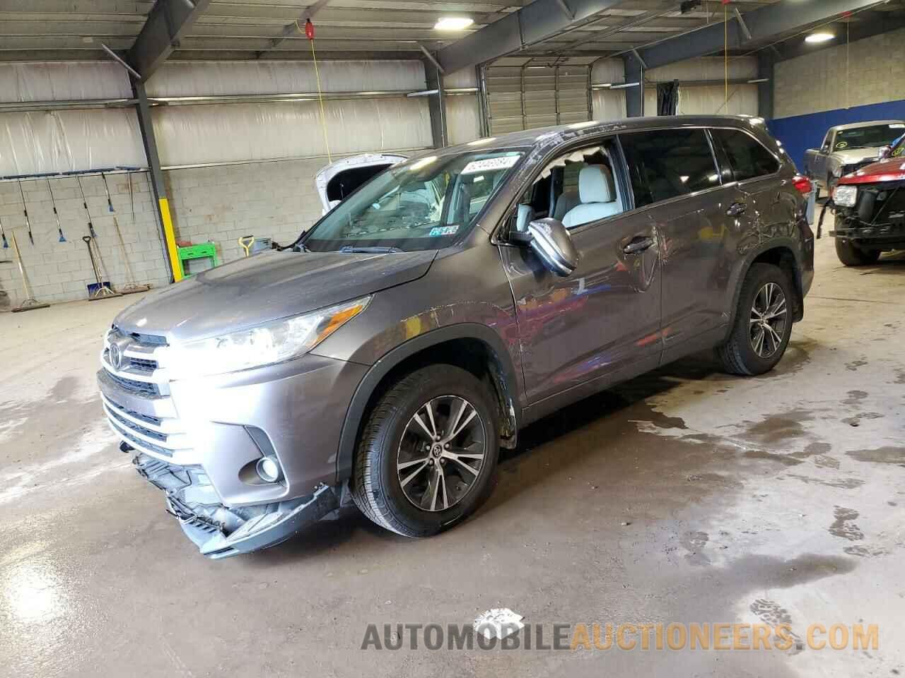 5TDBZRFH7HS390684 TOYOTA HIGHLANDER 2017