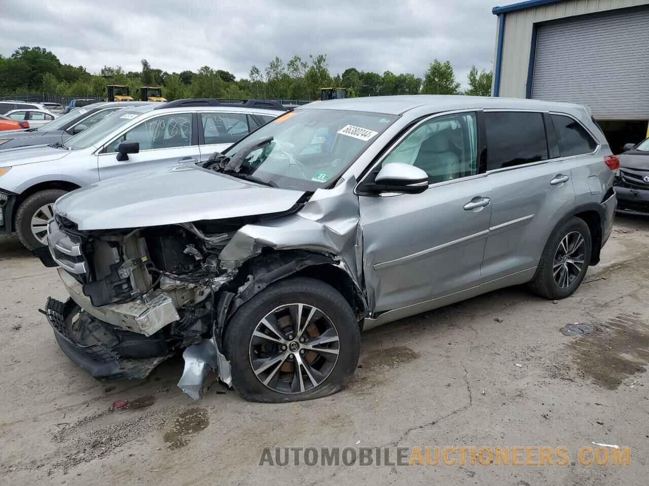 5TDBZRFH7JS882041 TOYOTA HIGHLANDER 2018