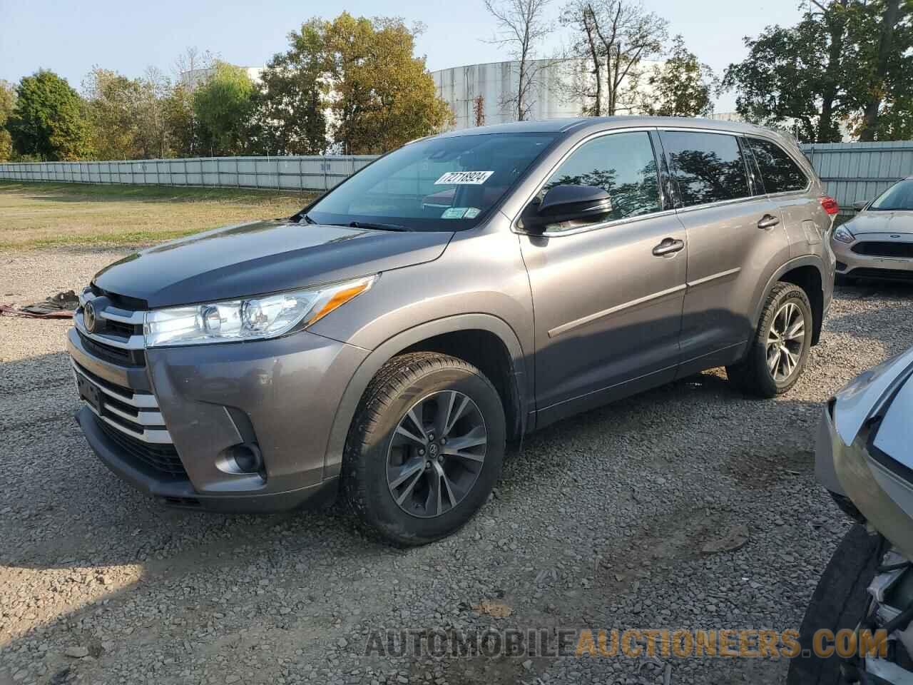 5TDBZRFH7JS886266 TOYOTA HIGHLANDER 2018