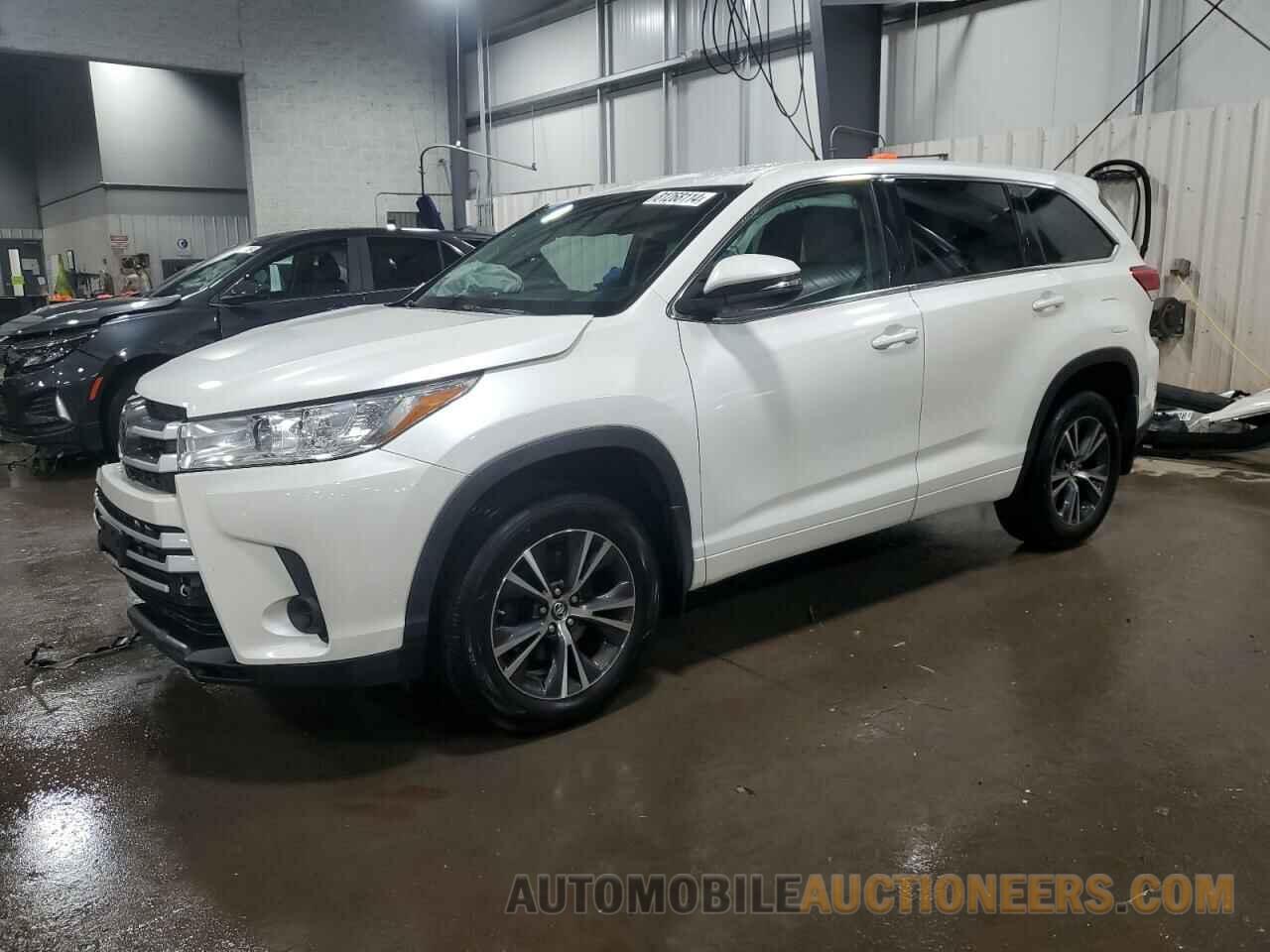 5TDBZRFH8HS386661 TOYOTA HIGHLANDER 2017