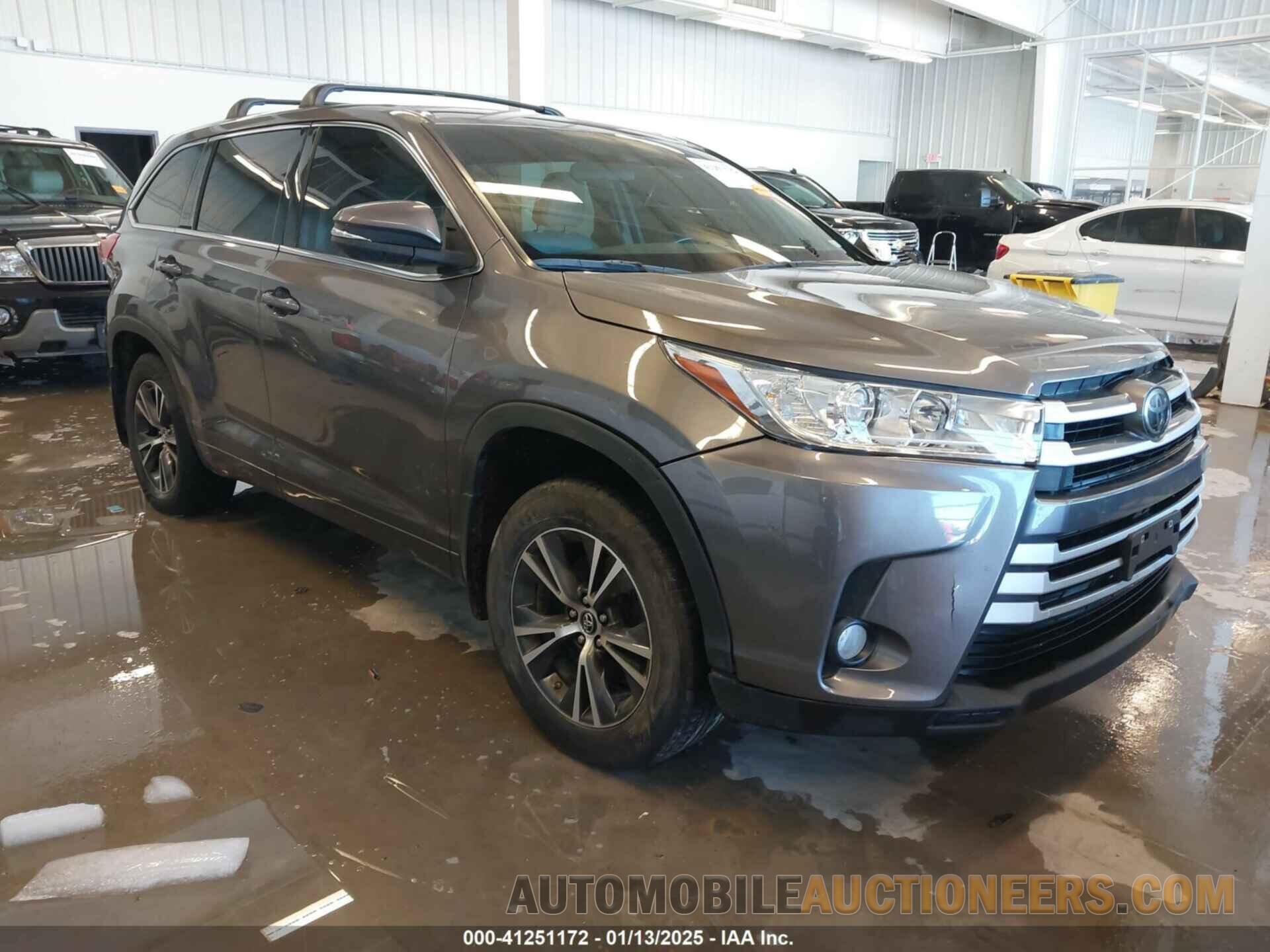 5TDBZRFH8HS397675 TOYOTA HIGHLANDER 2017