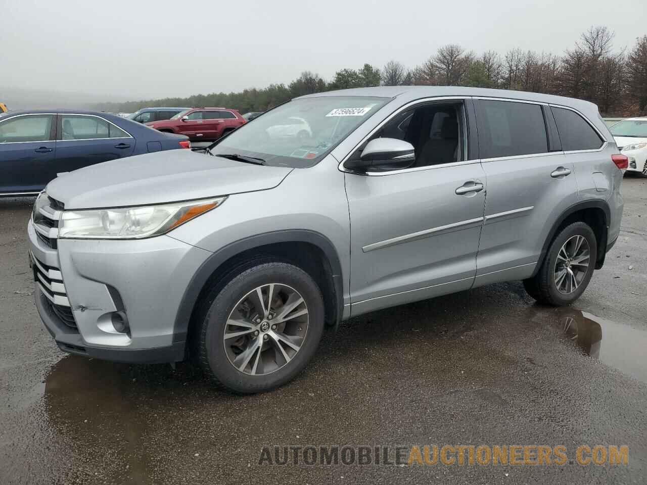 5TDBZRFH8JS495272 TOYOTA HIGHLANDER 2018